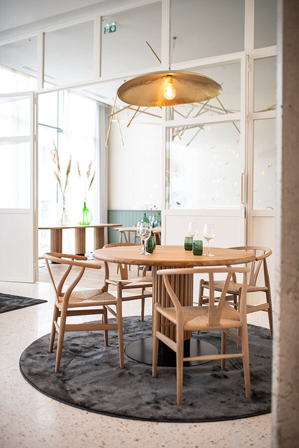 Un décor cosy, aux tons gris et blanc Un décor cosy, aux tons gris et blanc